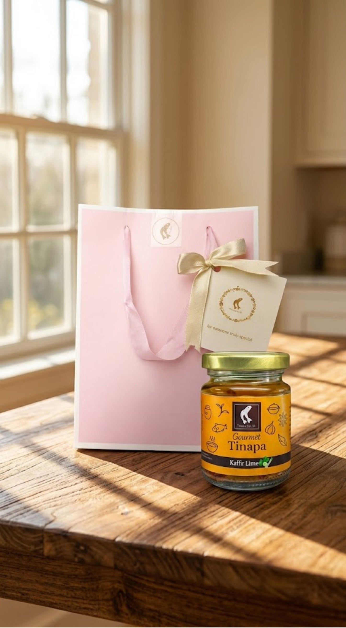 Premium Gourmet in Golden Cap - Pink Gift Bag Bundle of 1 Bottle (Kaffir)